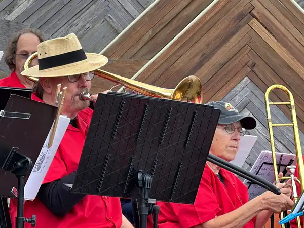 Trombonists Cliff Smith and Evelyn Stevens